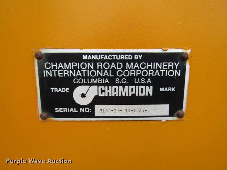 image for item DB6998 1988 Champion 710A motor grader