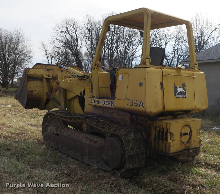 image for item DB8926 1984 John Deere 755A track loader