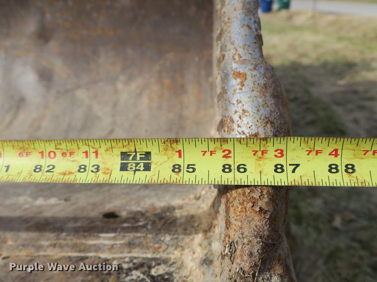 image for item DB8926 1984 John Deere 755A track loader