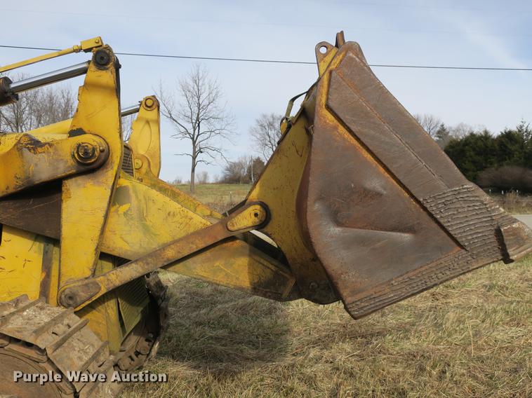 image for item DB8926 1984 John Deere 755A track loader