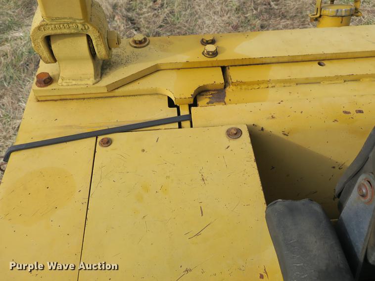 image for item DB8926 1984 John Deere 755A track loader