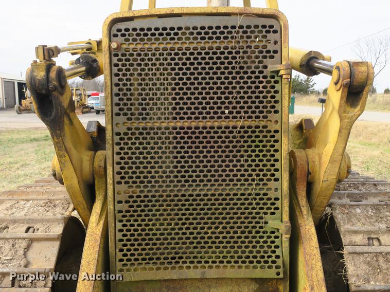 image for item DB8926 1984 John Deere 755A track loader