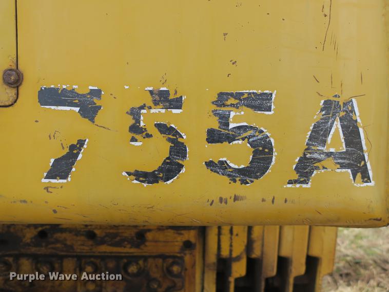 image for item DB8926 1984 John Deere 755A track loader