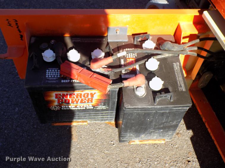 image for item DD3572 2010 JLG 1230ES scissor lift