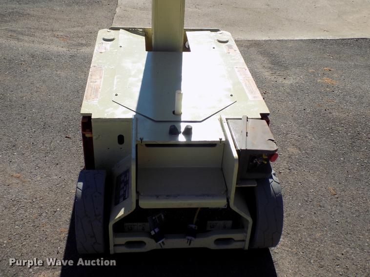 image for item DD3572 2010 JLG 1230ES scissor lift