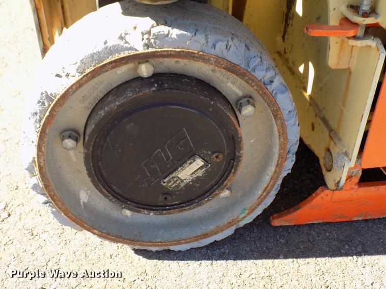 image for item DD3572 2010 JLG 1230ES scissor lift