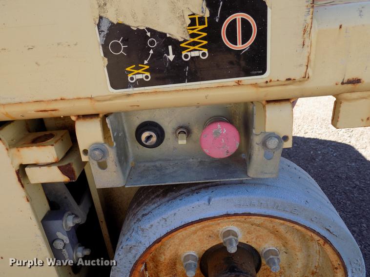 image for item DD3573 JLG 1932E2 scissor lift