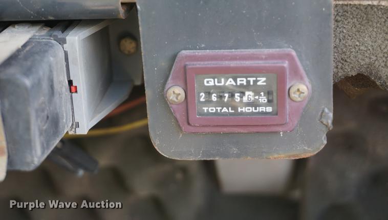 image for item DD6535 2000 Bobcat 341 mini excavator
