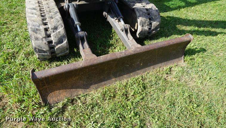 image for item DD6535 2000 Bobcat 341 mini excavator