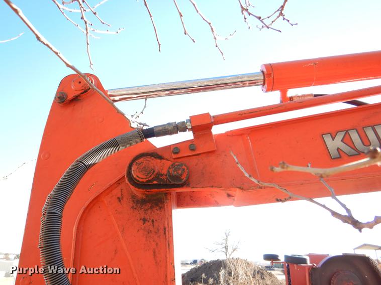 image for item DD8980 Kubota KX121-3 Super Series mini excavator