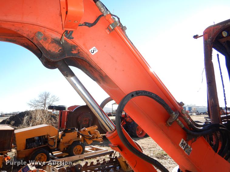 image for item DD8980 Kubota KX121-3 Super Series mini excavator
