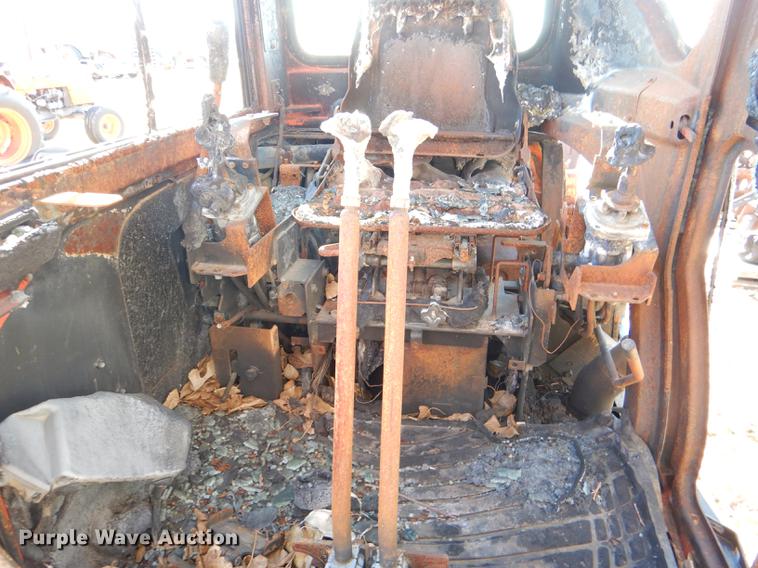 image for item DD8980 Kubota KX121-3 Super Series mini excavator