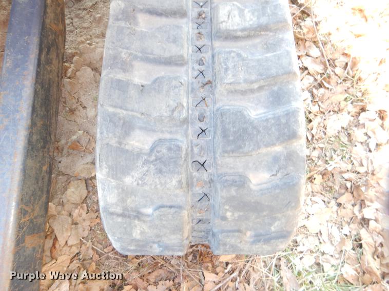 image for item DD8980 Kubota KX121-3 Super Series mini excavator