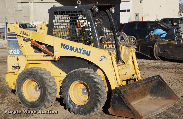 image for item DE3349 2006 Komatsu SK1020-5N skid steer