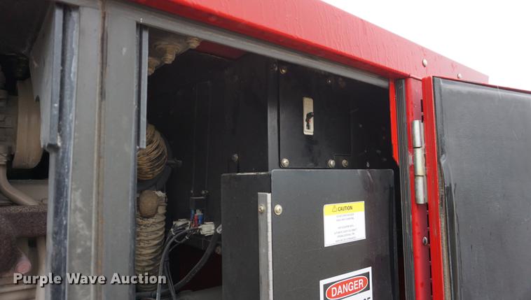 image for item DE3374 2005 Baldor TS80 generator