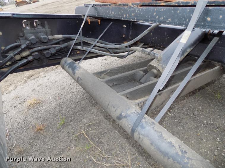 image for item DE7544 1993 Entyre lowboy equipment trailer