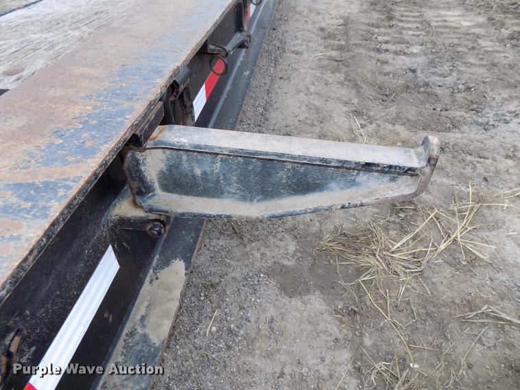 image for item DE7544 1993 Entyre lowboy equipment trailer