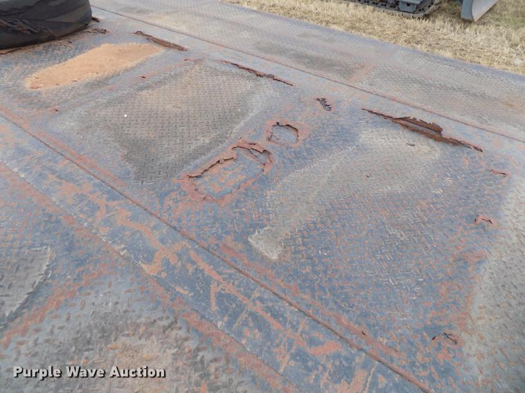 image for item DE7544 1993 Entyre lowboy equipment trailer