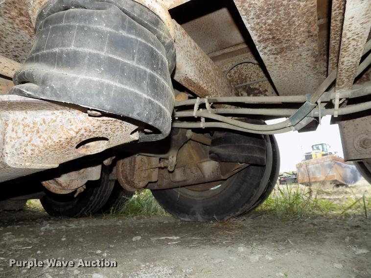 image for item DE7544 1993 Entyre lowboy equipment trailer