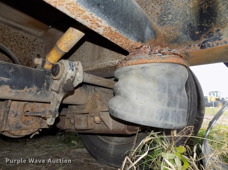 image for item DE7544 1993 Entyre lowboy equipment trailer