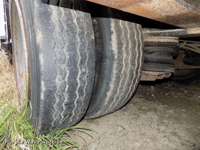 image for item DE7544 1993 Entyre lowboy equipment trailer