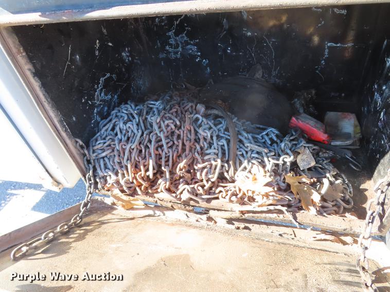 image for item DF1340 2003 International 4300 bucket truck