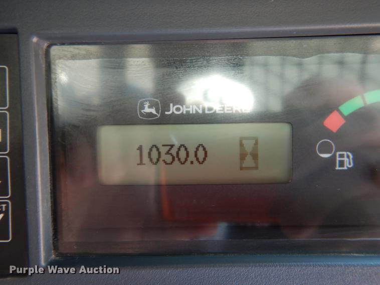 image for item DF2041 2012 John Deere 333D skid steer