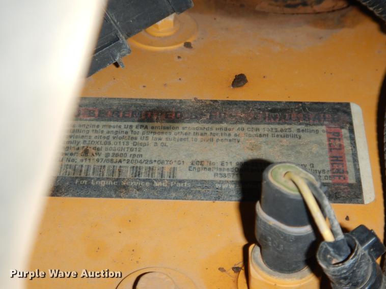 image for item DF2041 2012 John Deere 333D skid steer