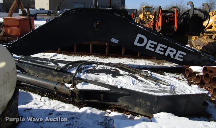 image for item DF3905 John Deere 350D excavator boom and stick