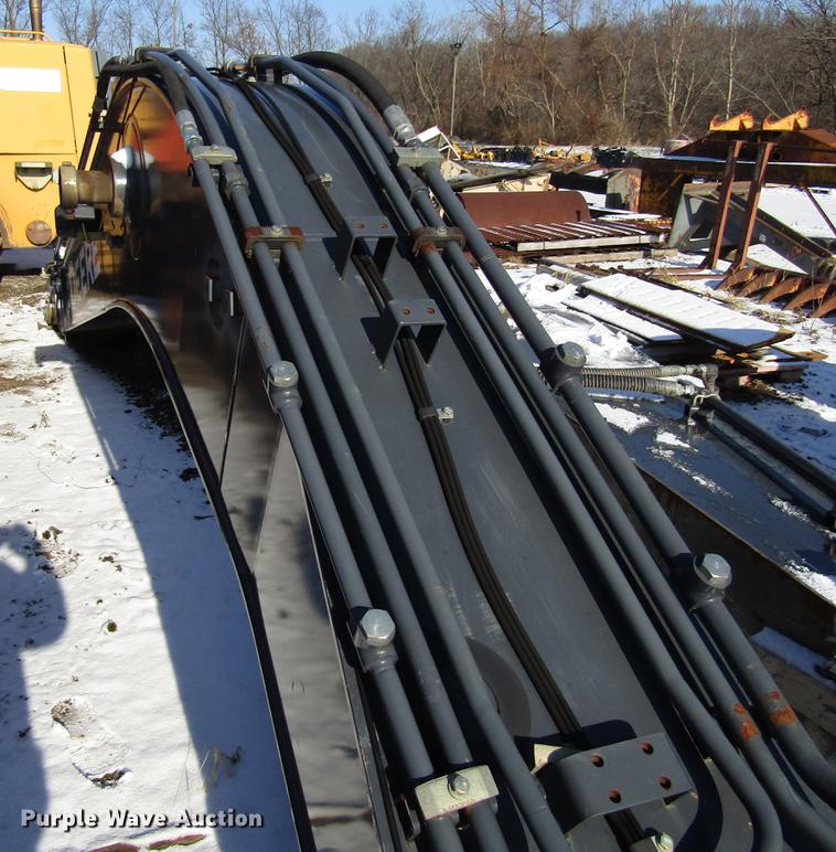 image for item DF3905 John Deere 350D excavator boom and stick