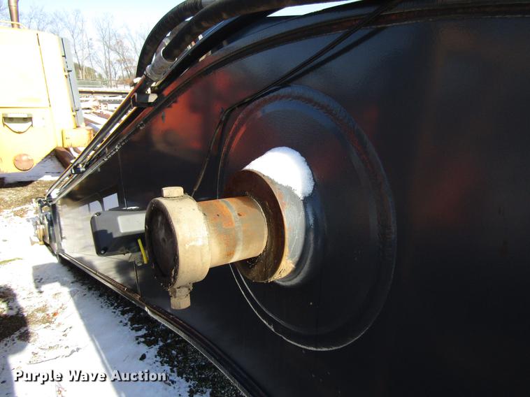 image for item DF3905 John Deere 350D excavator boom and stick