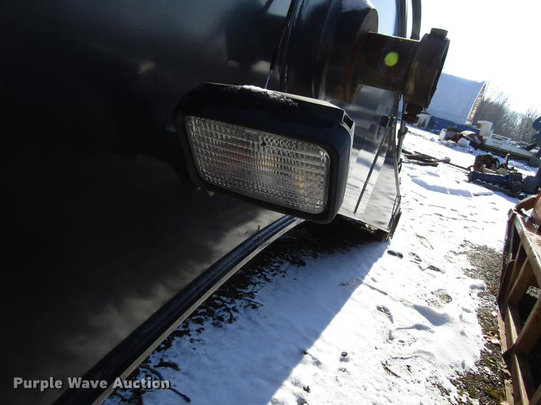 image for item DF3905 John Deere 350D excavator boom and stick