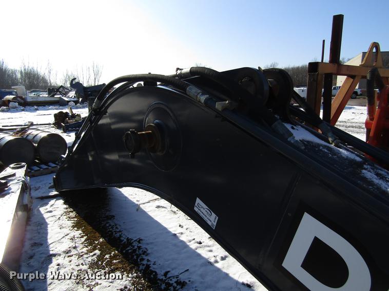 image for item DF3905 John Deere 350D excavator boom and stick