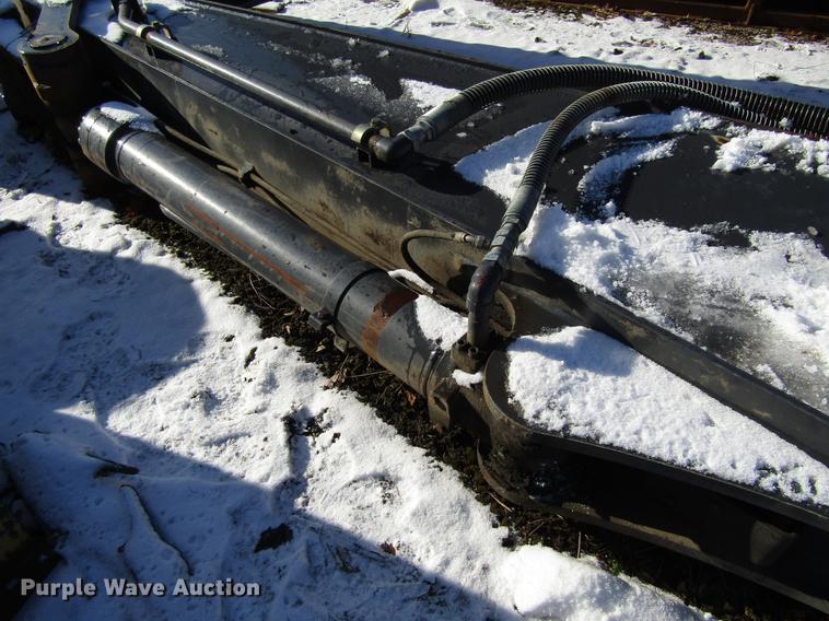 image for item DF3905 John Deere 350D excavator boom and stick