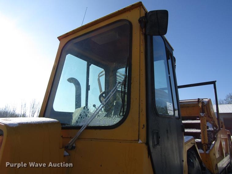 image for item DF3908 1978 John Deere 762 elevating scraper