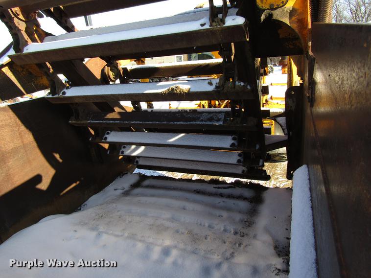 image for item DF3908 1978 John Deere 762 elevating scraper