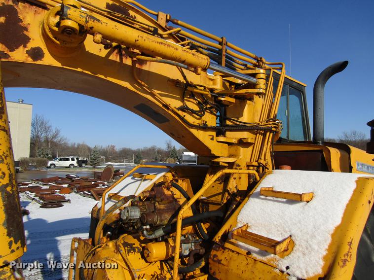image for item DF3908 1978 John Deere 762 elevating scraper
