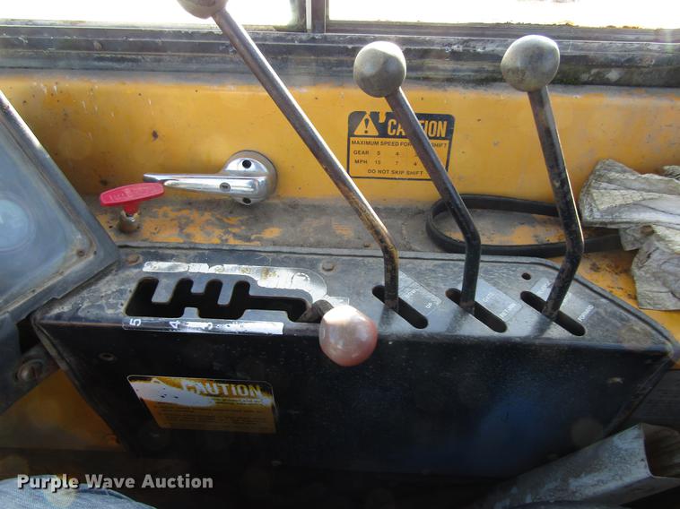 image for item DF3908 1978 John Deere 762 elevating scraper