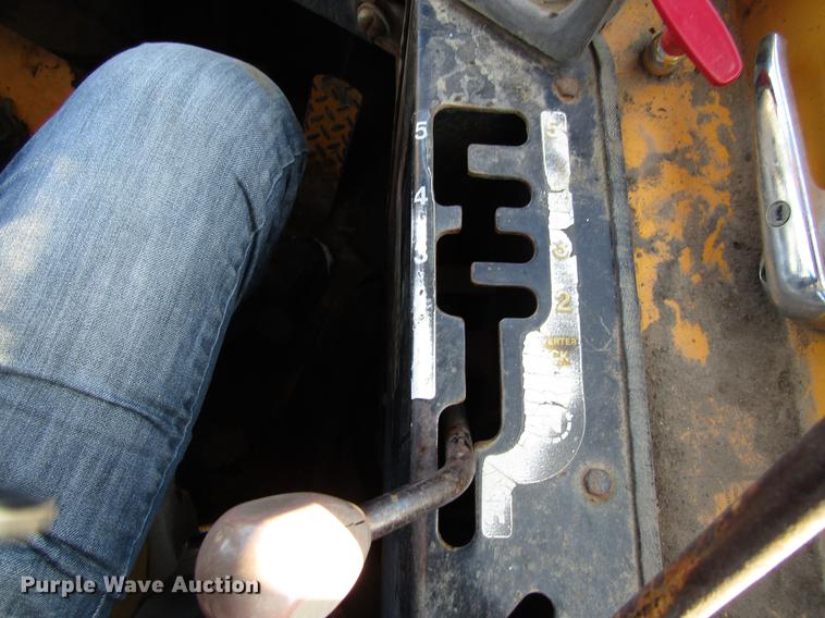 image for item DF3908 1978 John Deere 762 elevating scraper