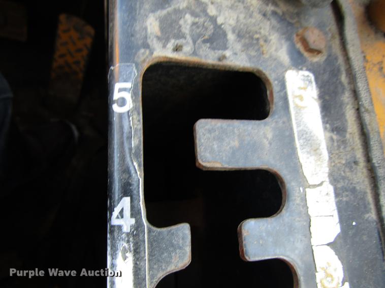 image for item DF3908 1978 John Deere 762 elevating scraper
