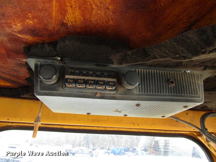 image for item DF3908 1978 John Deere 762 elevating scraper