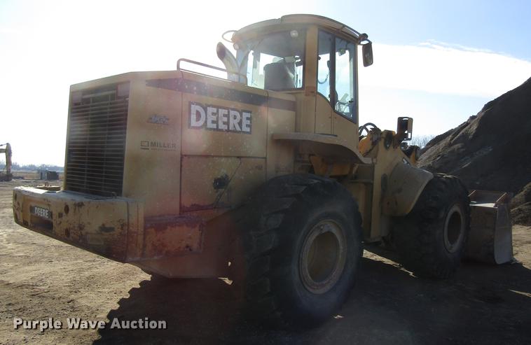 image for item DF3912 1998 John Deere 744H wheel loader
