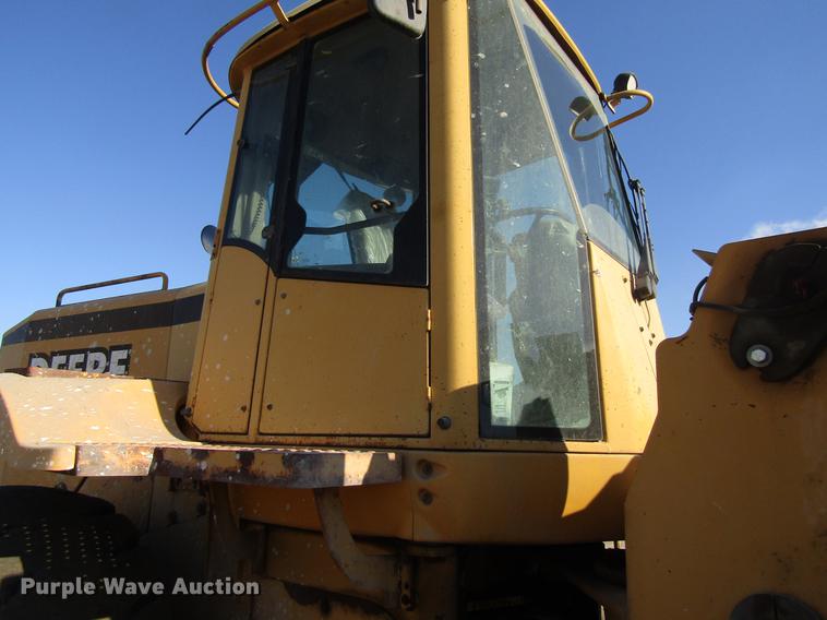 image for item DF3912 1998 John Deere 744H wheel loader