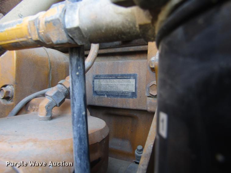 image for item DF3912 1998 John Deere 744H wheel loader