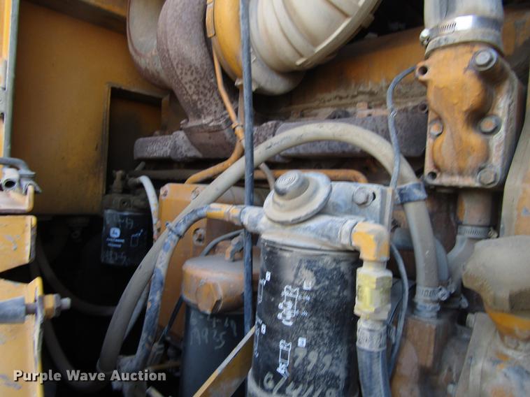 image for item DF3912 1998 John Deere 744H wheel loader