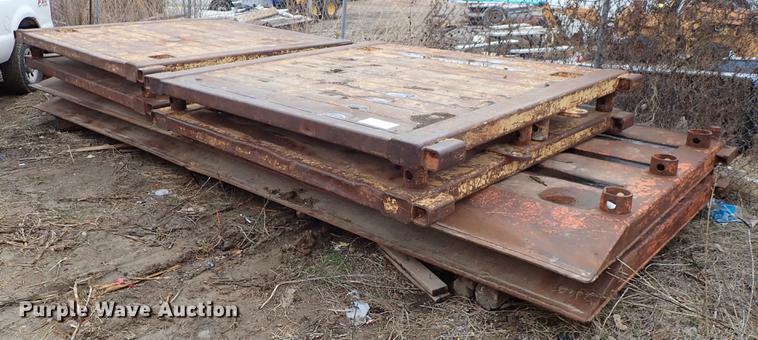 image for item DF8676 (2) steel trench boxes