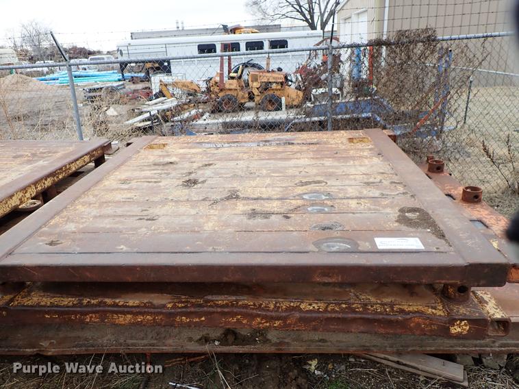 image for item DF8676 (2) steel trench boxes