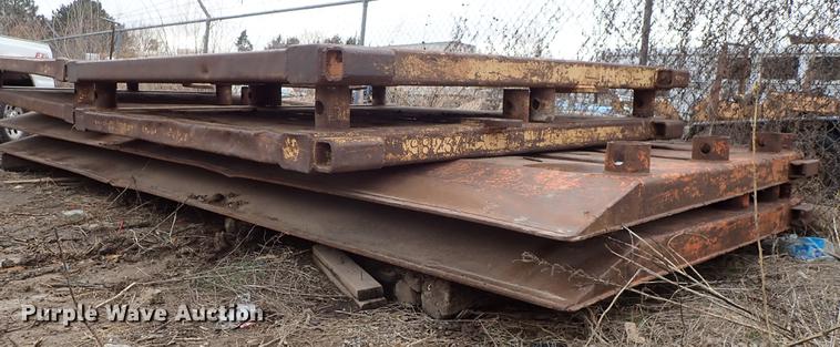 image for item DF8676 (2) steel trench boxes