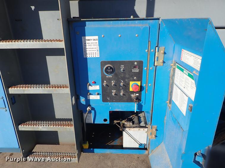 image for item DG2918 2003 Genie GS-4390 scissor lift