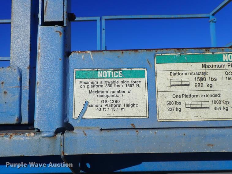 image for item DG2918 2003 Genie GS-4390 scissor lift